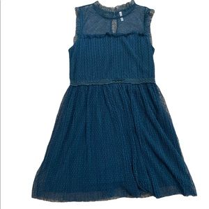 SLEEVELESS TULLE MIDI DRESS